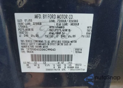 2005 Ford F-150 z USA, uszkodzony, nr VIN 1FTPX04535KC99043